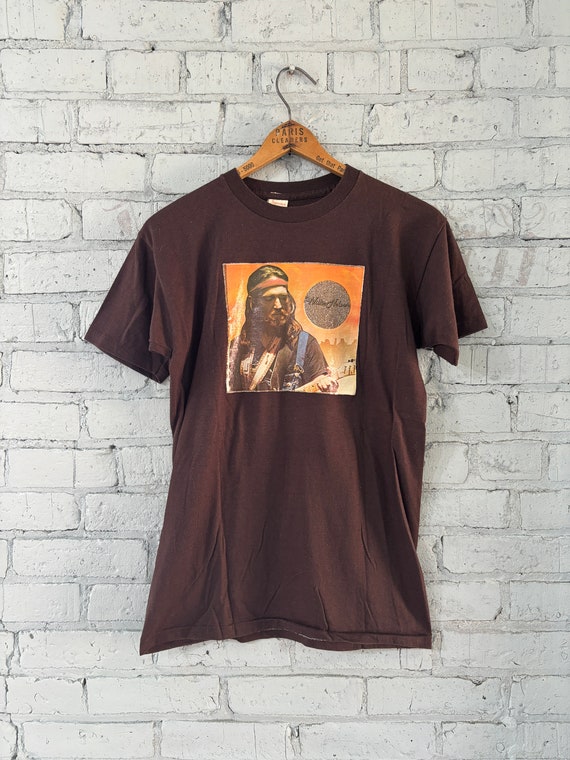 Willie Nelson Iron-on Vintage T Shirt