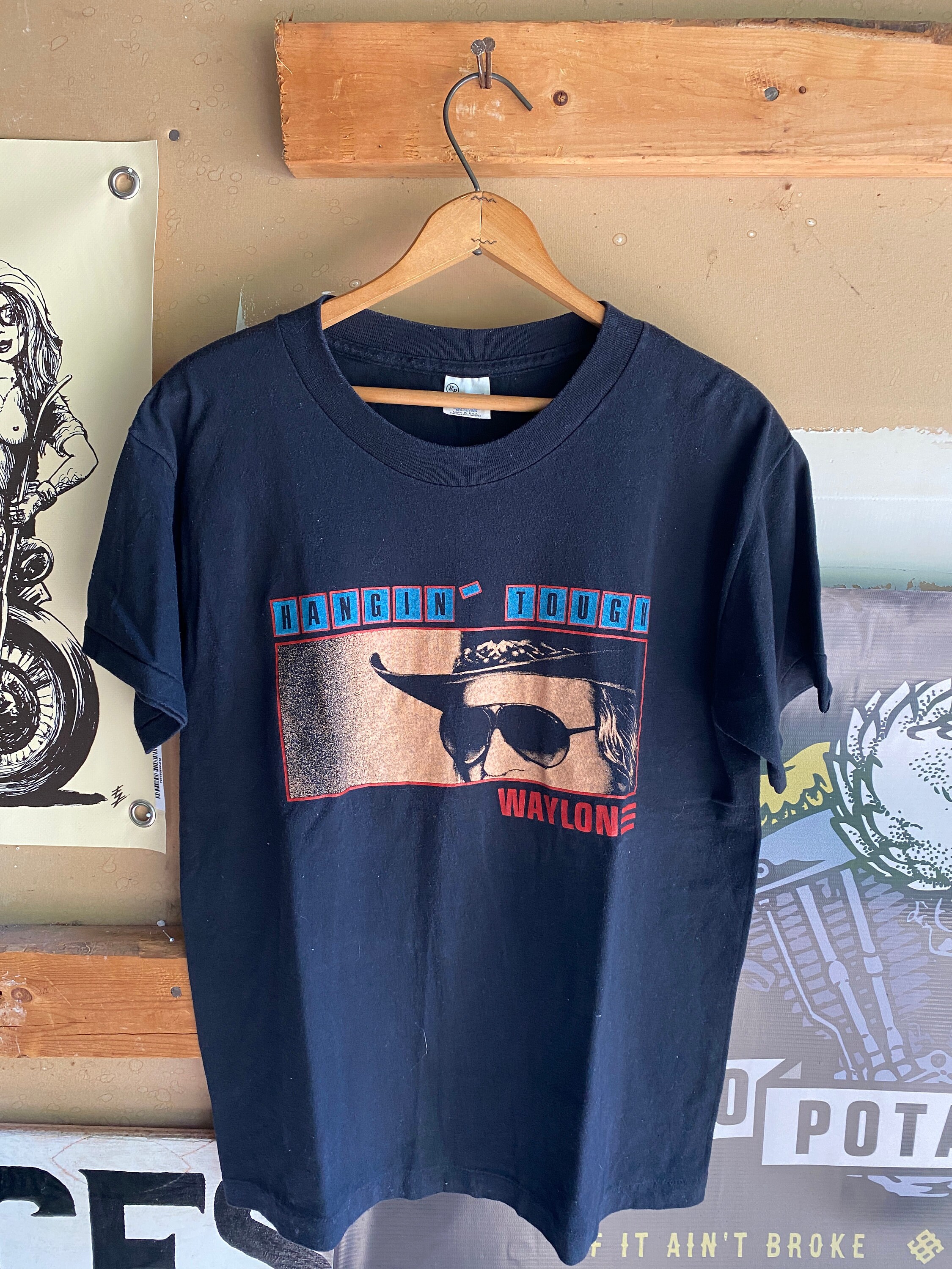 waylon jennings t shirt vintage