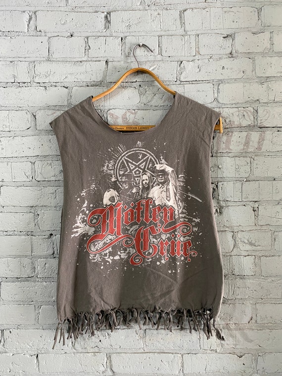 2011 Motley Crue Altered Tour Shirt - image 1