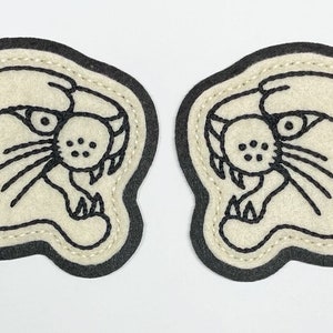 Handmade / hand embroidered off white & black felt patch black lines panther head vintage style traditional tattoo flash image 1