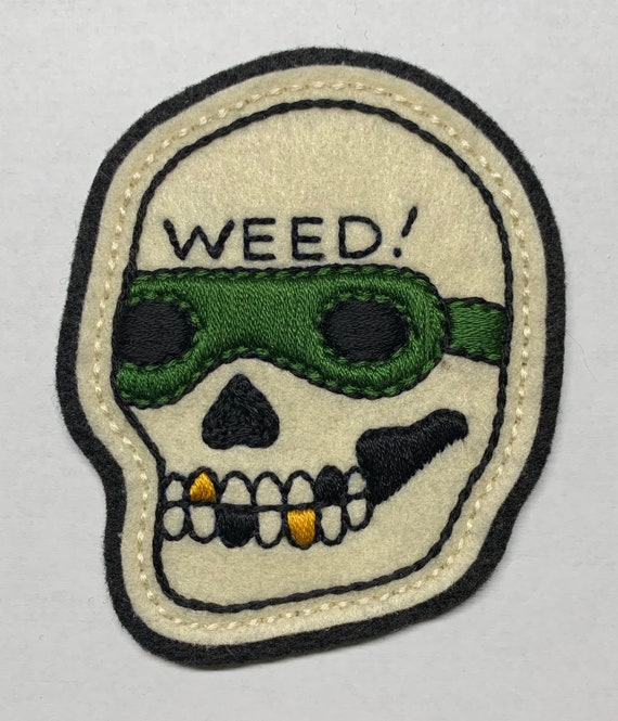 Handmade / hand embroidered off white & gray felt patch - motorcycle 'WEED!’ skull - vintage style - traditional tattoo flash