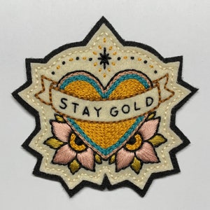 Handmade / hand embroidered off-white & black felt patch - 'Stay Gold' - heart with banner and pink flowers - traditional tattoo flash