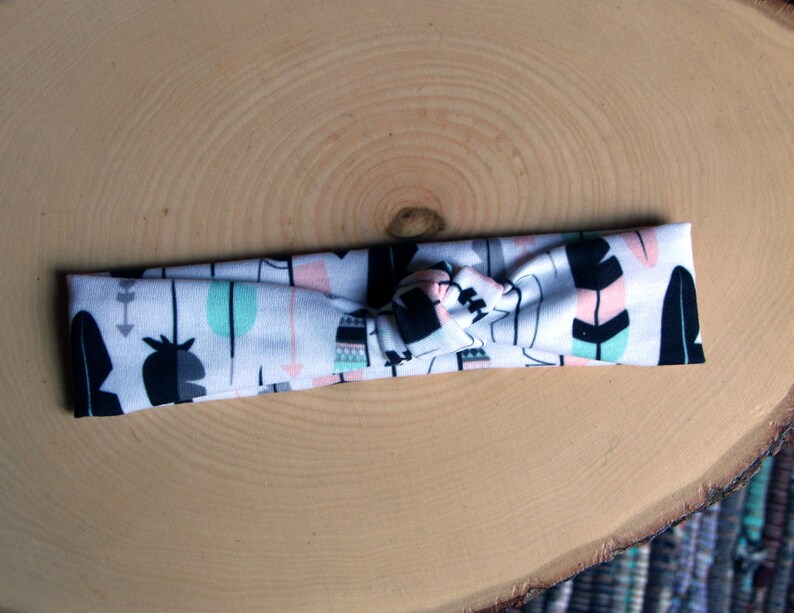 Arrow Headband w Knot 03