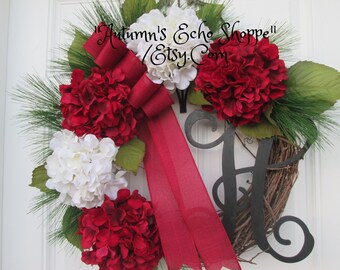 MONOGRAM CHRISTMAS WREATH , Rustic Burlap Grapevine Wreath , Holiday Wreath , Christmas Door Decor , Monogrammed Door Wreath , Seasonal