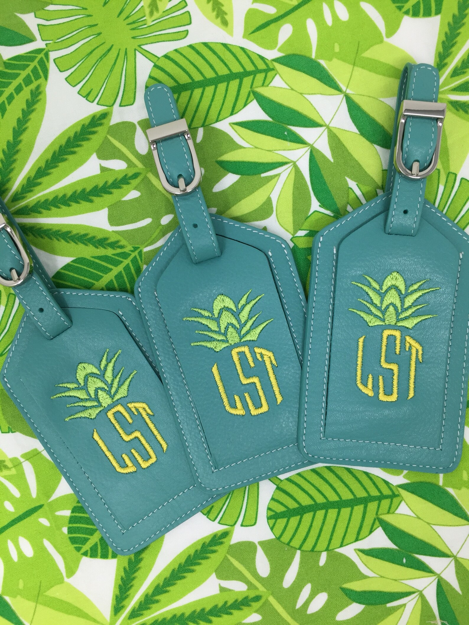 Monogrammed Pineapple Luggage Tag Personalized Luggage Tag Etsy