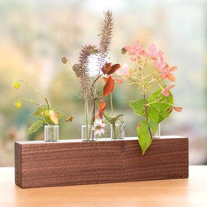 Elegant wooden vase made of walnut with test tubes decorative flower vase for wedding table decoration minimalist home accessory wooden vase