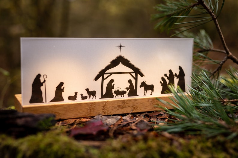 Krippe Weihnachtskrippe Holz modern Weihnachten mit Scherenschnitt u Teelichtern Geschenk für Kindern Eltern und Großeltern Weihnachtsdeko Bild 8