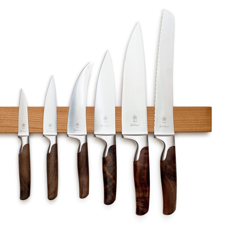 Knife strip configurator for up to 15 knives lengths 21 to 76 cm different types of wood and strong double magnets, knife block without drilling Kirschbaum