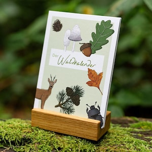 Calendário florestal, base em carvalho ou nogueira, 12 folhas de calendário em papel reciclado