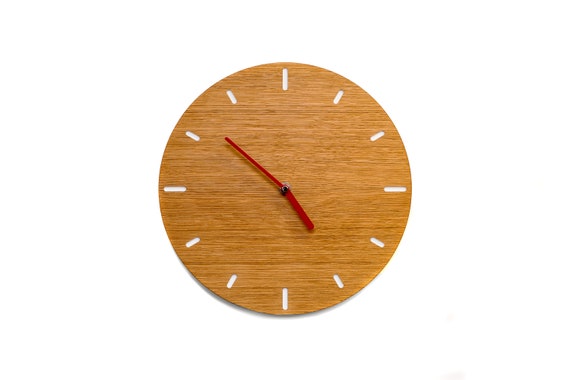 Wanduhr klein Eiche 29cm flüsterleises Uhrwerk fürs Büro