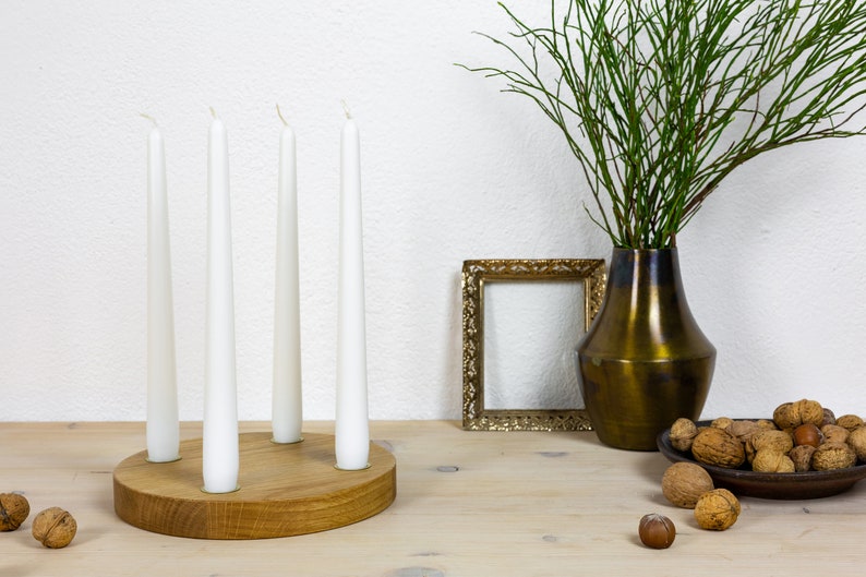 Adventskranz Holz Eiche für Stabkerzen Geschenk für Advent und Weihnachten Weihnachtsdeko skandinavisch modern wiederverwendbar nadelt nicht Bild 5