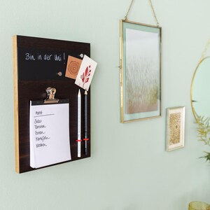 Pinnwand Mini Holz Räuchereiche mit Tafel magnetisch und Notizblock zum Einzug oder als Geschenk für Eltern oder Kinder für Küche oder Büro Bild 6