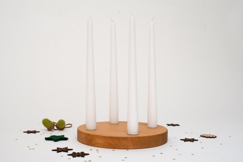 Couronne De L'Avent En Bois Avec 4 Bougeoirs - 20 Cm Diamètre - Chiffres Et étoiles En Bois - Décoration Noël