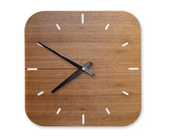 Kitchen Clock (nut)