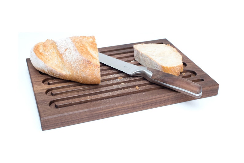 Grooved Bread Board nut image 2