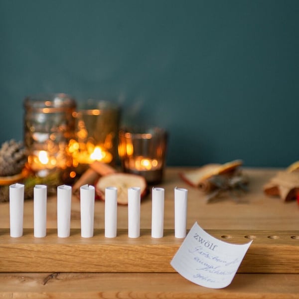 Wooden Advent calendar with vouchers – reusable calendar for 24 vouchers, gift idea for children, modern Christmas decoration