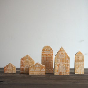 6er SET - Handbemaltes Holzdorf, Miniaturhäuser, Holzblockspielzeughaus, kleine Holzhäuser, dekorative Häuser, Weihnachtsdekor