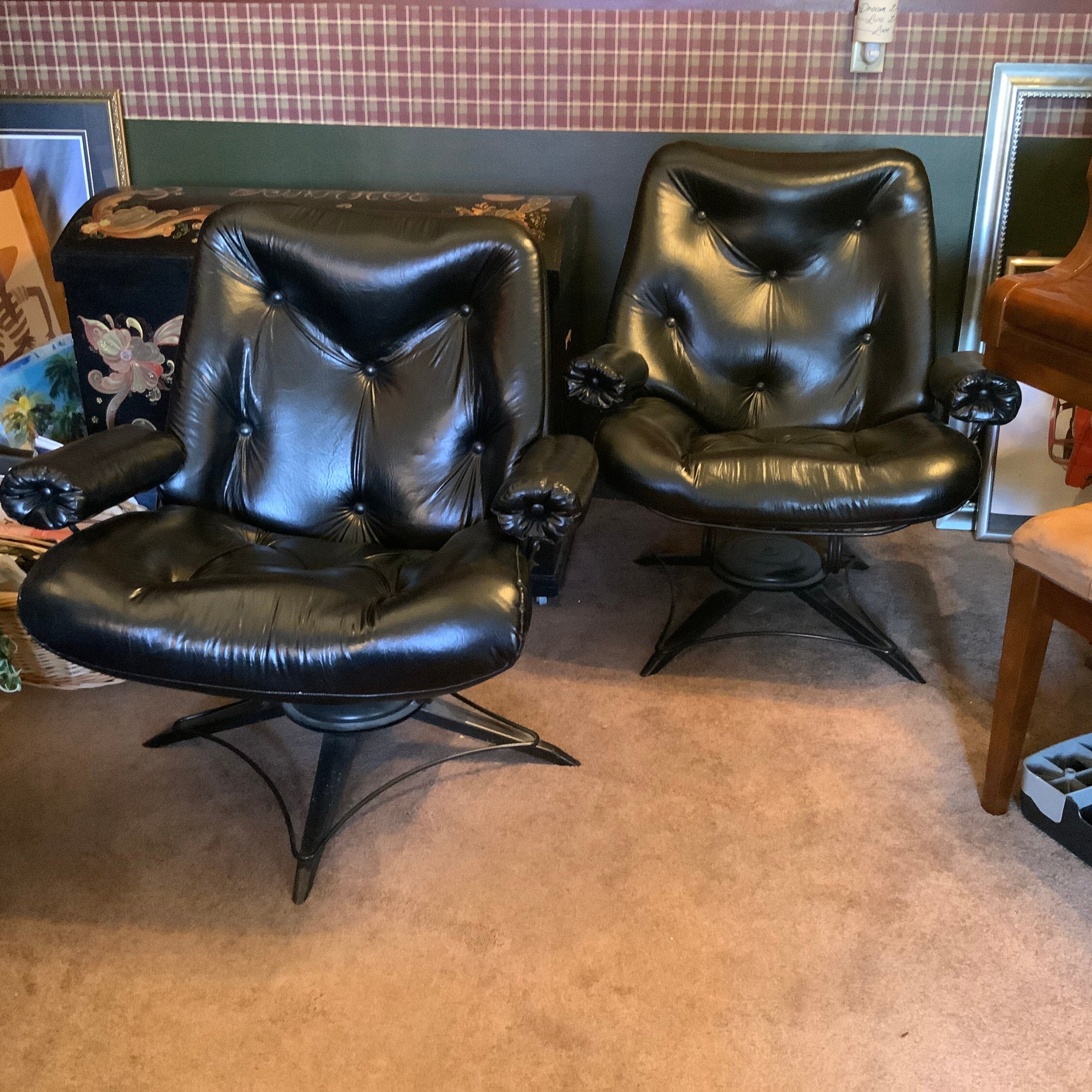 Mid century modern leather swivel chair outlet