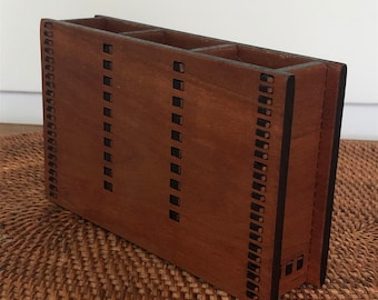 Porta utensilios de madera de cerezo Moonspoon