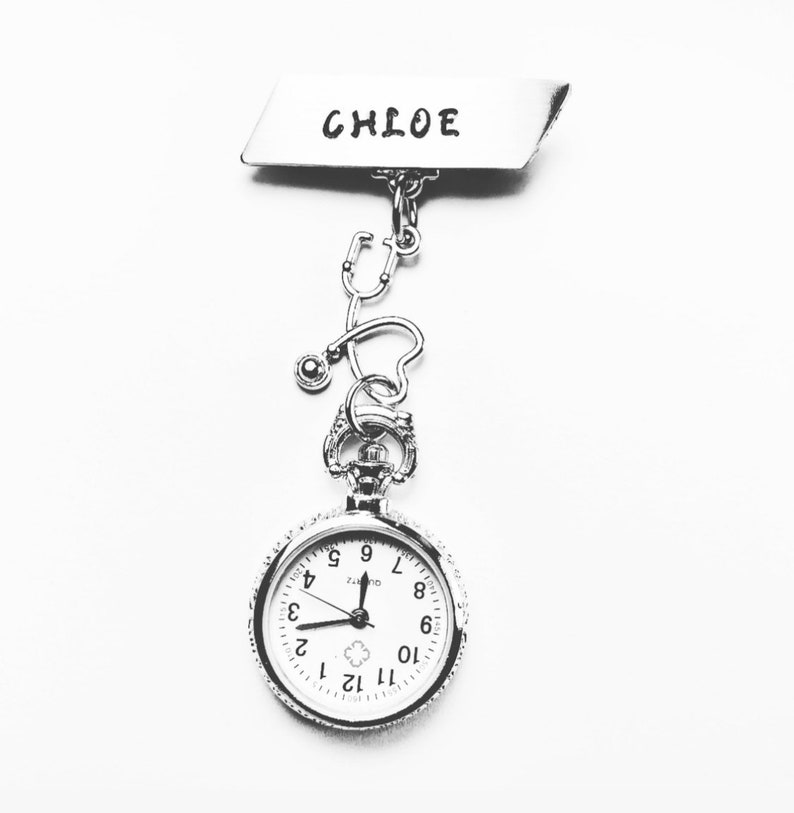 Reloj para enfermeras personalizado. Regalo para estudiante de enfermería. image 7