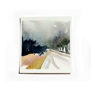 Pittura di paesaggio semiastratto, acquerello originale, Islanda, strada selvaggia, grigio, arte murale, cielo tempestoso, fila di alberi, 10x10 cm