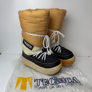 Vintage Tecnica Moon Boots Size 46 Beige & Black Nylon Winter Snow Boots Italy