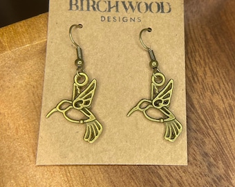 Hummingbird Earrings: Golden Bronze-Like Color