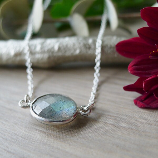 Labradorite Necklace, Sterling Silver, Genuine Labradorite, Simple Labradorite, Minimalist Labradorite, Geometric Necklace, Simple Gemstone