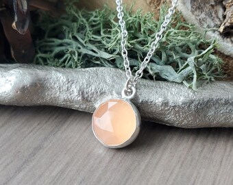 Peach Moonstone Necklace, Sterling Silver, Sunstone, Simple Stone, Peach Stone, Round, Peachstone, Peach Color Necklace, Genuine Moonstone