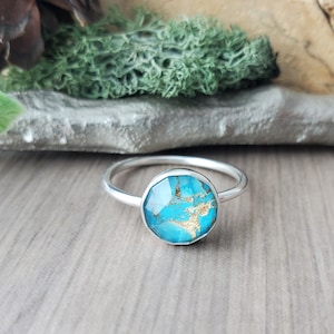 Blue Turquoise Ring, Blue Ring, Sterling Silver, Mohave Turquoise, Round Ring, Modern Ring, Blue Matrix Turquoise, Copper Turquoise, Doublet
