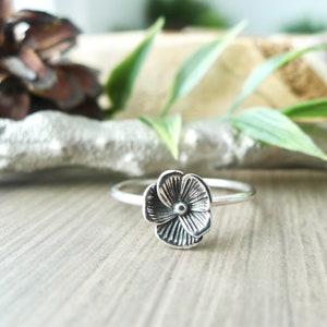 Violet Ring, Flower Ring, Sterling Silver, Pansy Jewelry, Violet Flower, Silver Violet, Simple Flower Ring, Forget-me-not, Flower, Small