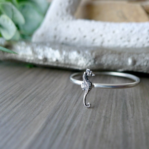 Seahorse Ring, Sterling Silver, Tiny Sea Horse Ring, 3D Seahorse Ring, Baby Seahorse, Little Sea Horse, Tiny Seahorse, Ocean Creature