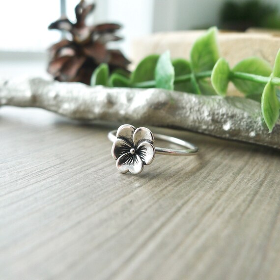 Pansy ring clearance