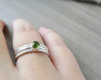 Peridot Ring, Sterling Silver Ring, August Birthstone, Simple Peridot, Minimalist Ring, August Jewelry, Green Peridot, Green Gemstone