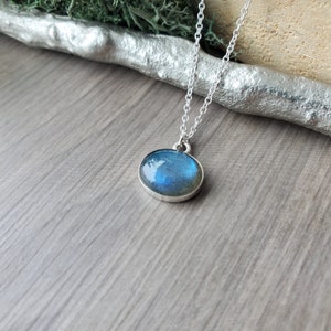 Labradorite Necklace, Sterling Silver, Smooth Labradorite, Blue Flash, Minimalist Labradorite, Oval Stone, Green Flash, Genuine Labradorite image 7