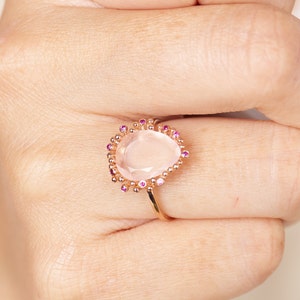 Pear Cut Rose Quartz Ring, gemstone rings, rose quartz rings, rose quartz rings for sale, handmade rose quartz rings