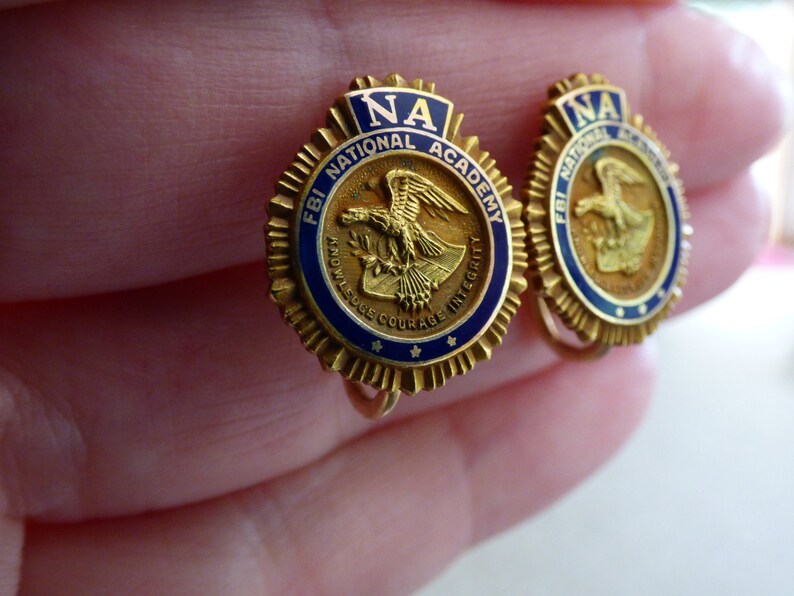 Gift Worthy 14k FBI National Academy Earrings Beautiful Like New 1950/'s Screw Back FBI Solid Gold No Damages Working Condition