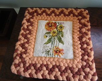 Unique wall hanging, Wool table mat, Vintage needlepoint, Handbraided border, Needlepoint wildflowers, Yellow wool trim, Free Shipping USA