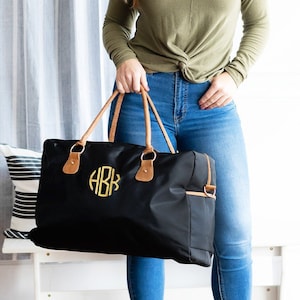 Monogrammed Schwarze Reisetasche - Mit Monogramm Seesack - Graduierung Geschenkidee - Weekender Tasche - Mit Monogramm Gepäck - Mit Monogramm Reisetasche