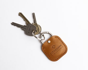 Leather AirTag keyring, keychain, AirTag holder, AirTag case, AirTag cover, Premium quality leather, easy to open close clasp, personalised