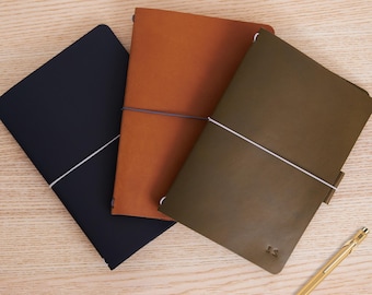 Cuaderno Portalápices Bolígrafo Incluido Moonster - Cuaderno A5 Recargable De Cuero Genuino Hecho A Mano - Incluye Libreta A Rayas Y Bolígrafo - Ideal Para Escribir, Dibujar Y Llevar Un Diario Diario