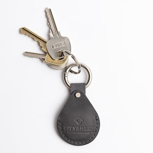 Leather Apple AirTag keychain, AirTag case, AirTag keyring, AirTag holder, AirTag cover, Personalised AirTag, Real Full grain leather case