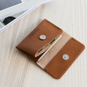 Minimalist leather wallet for men and women, slim leather wallet, small wallet, wallet card holder, coin purse, unique gift, Personalized