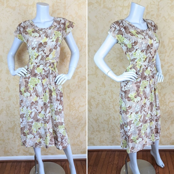 Stunning 1940's Rayon Print Dress