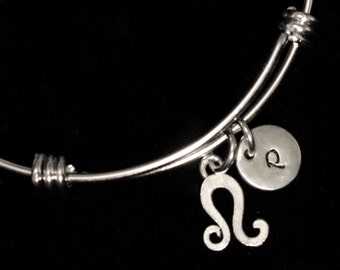 Leo Bangle Bracelet, Zodiac Charm Bracelet,  Stainless Steel Bracelet, Expandable bangle, Initial bracelet, Personalized - qb113