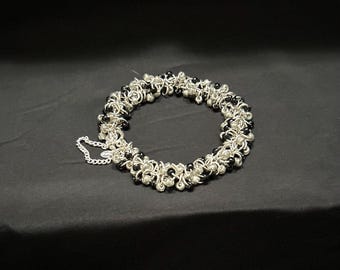 Team Color Bracelet: Anodized Aluminum & Glass Bead Chainmaille