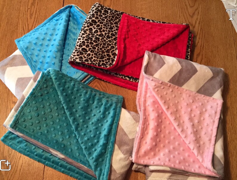 White /& Black Embossed Minky Baby Girl Boy Blanket 29x35