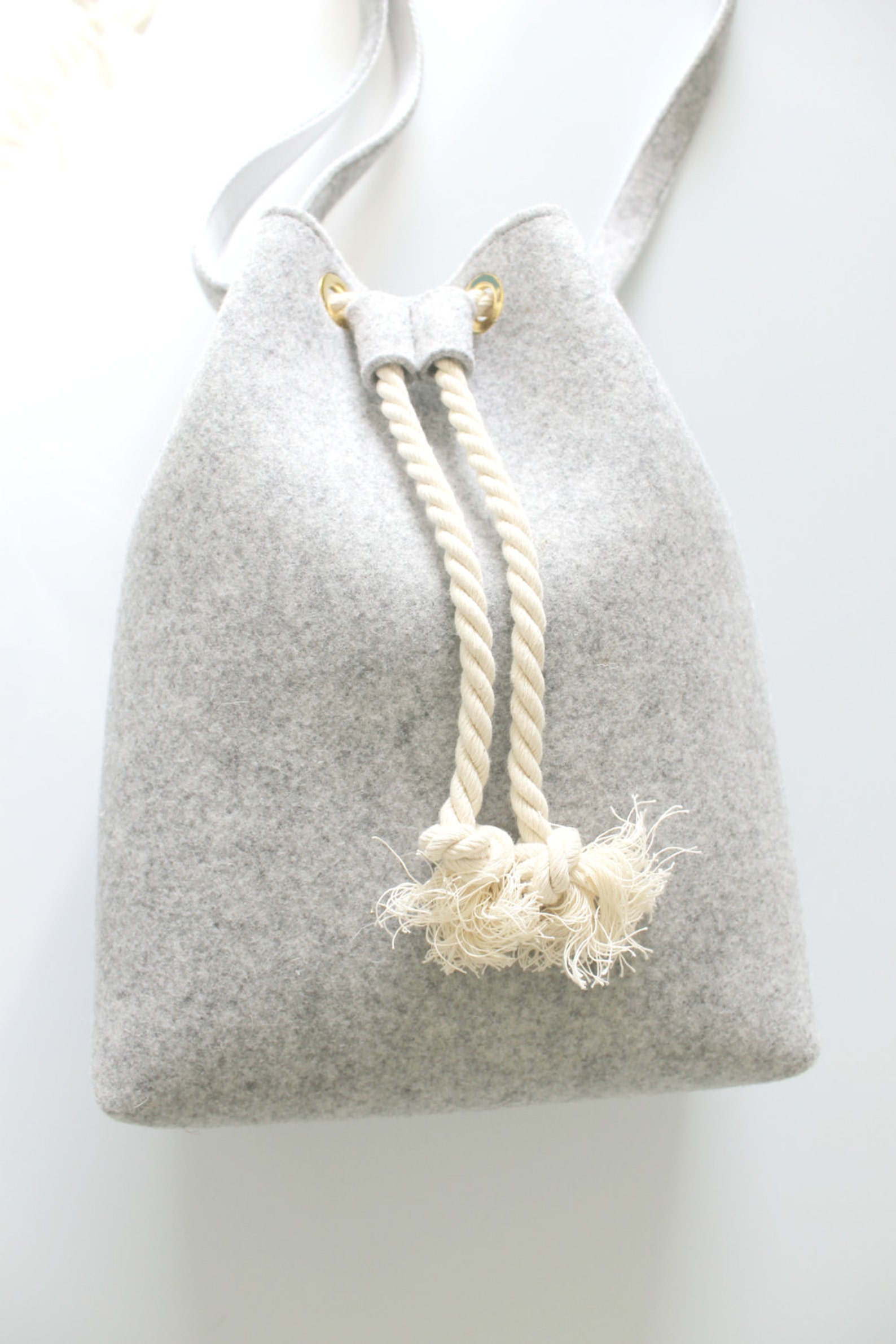 Wool felt Bucket Bag Crossbody Bag Handbag Everyday Bag. Etsy