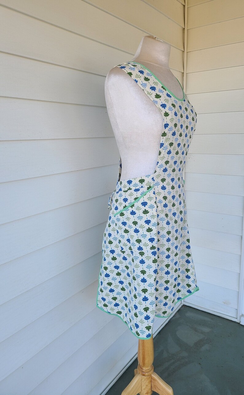 1960's Handmade Apron With Criss Cross Back Etsy