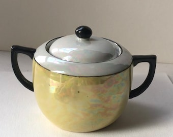 FB Rogers Silver Co-1883-脚付きサービングディッシュ（蓋付き）-底に